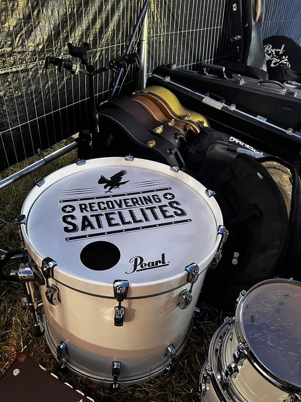 Instruments backstage
